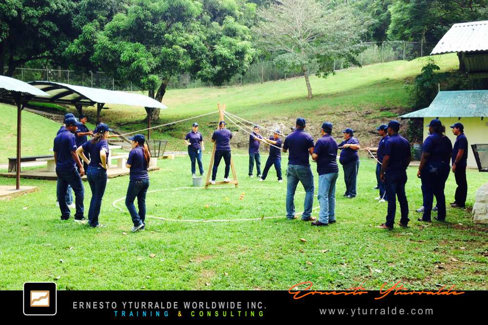 Team Building Honduras en San Pedro Sula | Taller de liderazgo y confianza
